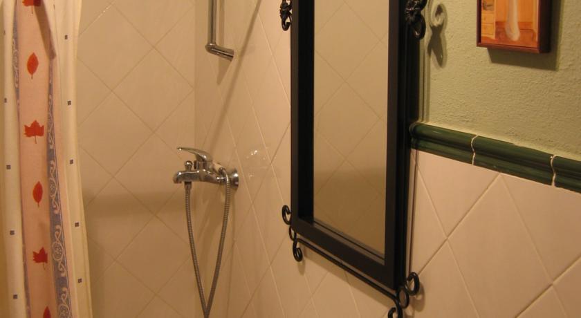 Apartamentos Rurales Jardines Del Visir ヘナルグアシル 部屋 写真